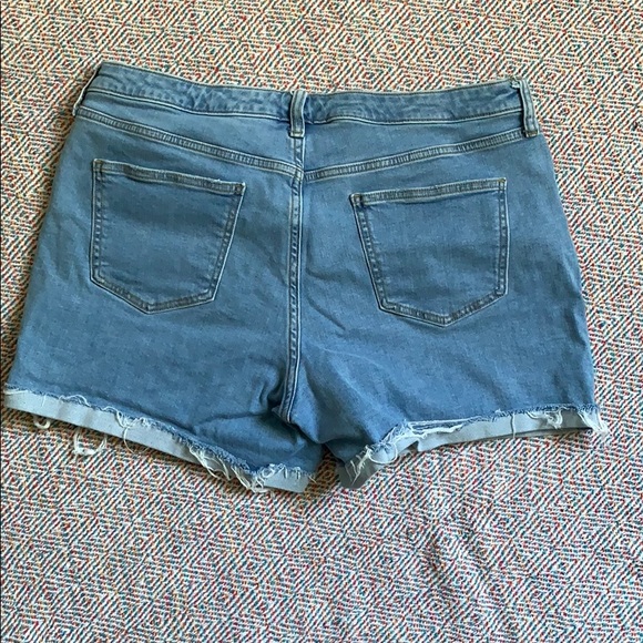 jean shorts - Picture 2 of 2